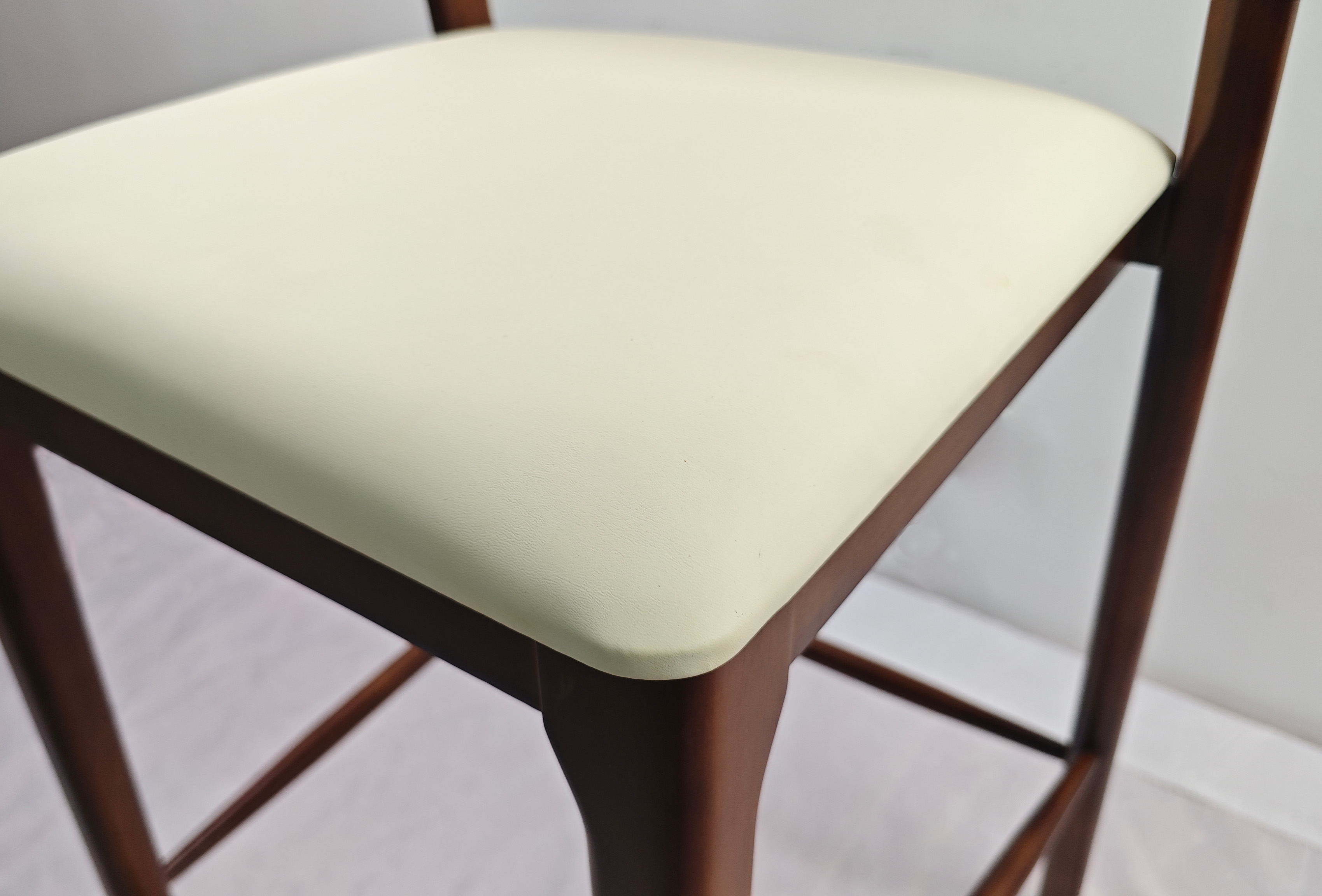 Solid Wood Bar Chair