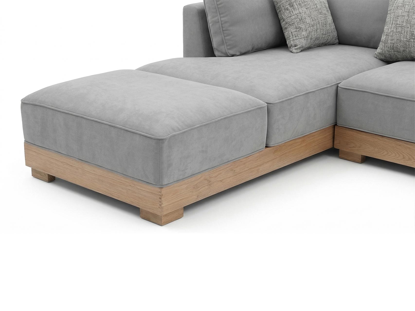 坚固沙发扶手与实木内部框架